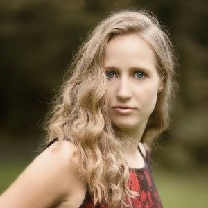 Meet your Posher, Michele